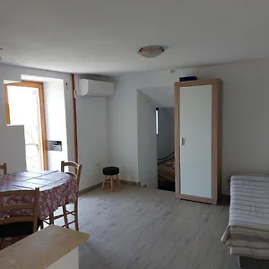 Biba Apartment Lubenice